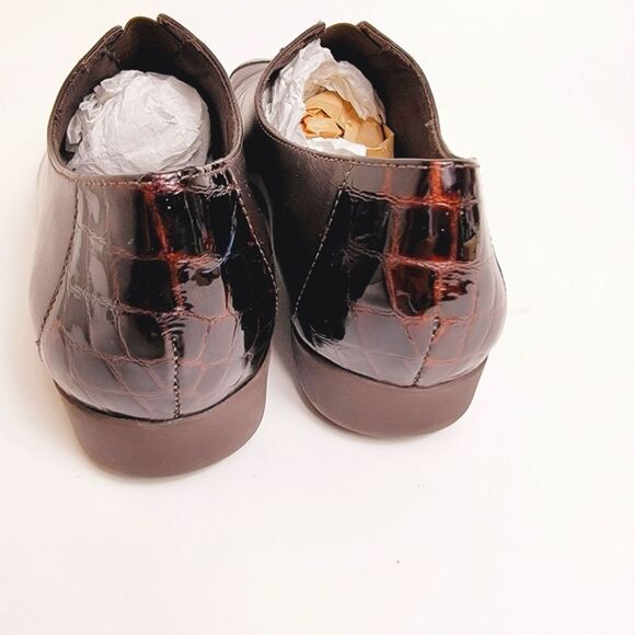 CLEARANCE The Walking Cradles Company Tic Toc Slipon Croc Toe Brown Shoe Size 11 - Picture 7 of 10
